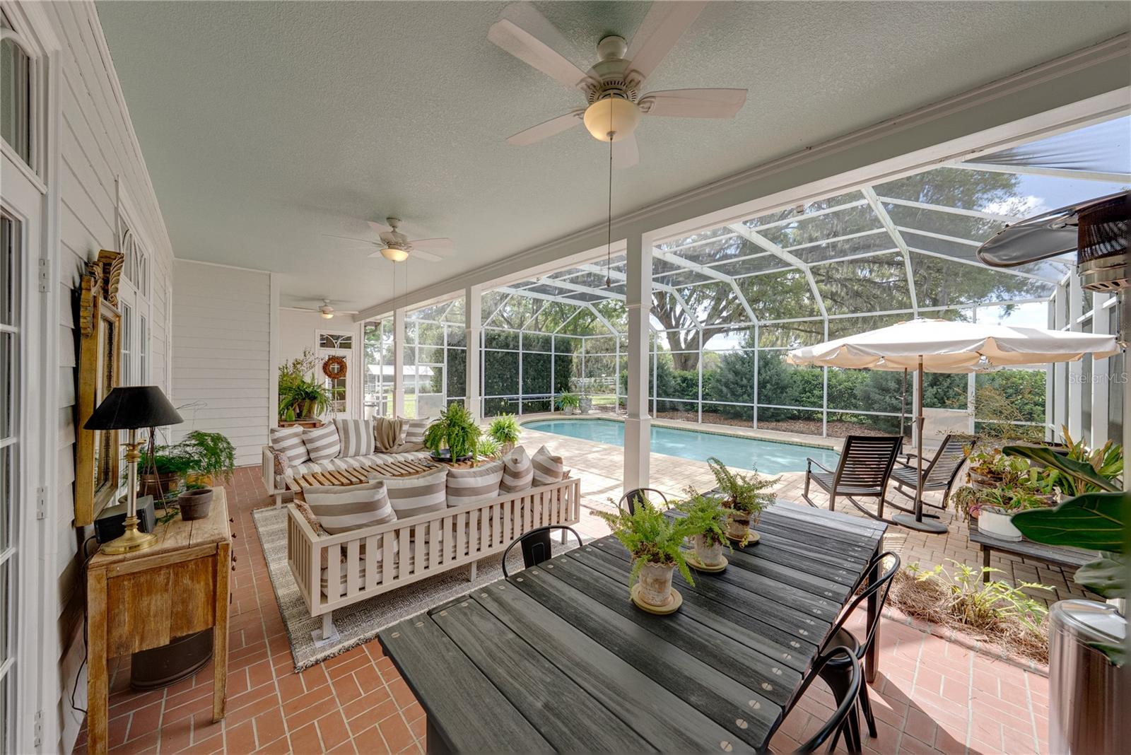 MISSION VALLEY ESTATES - Residential
