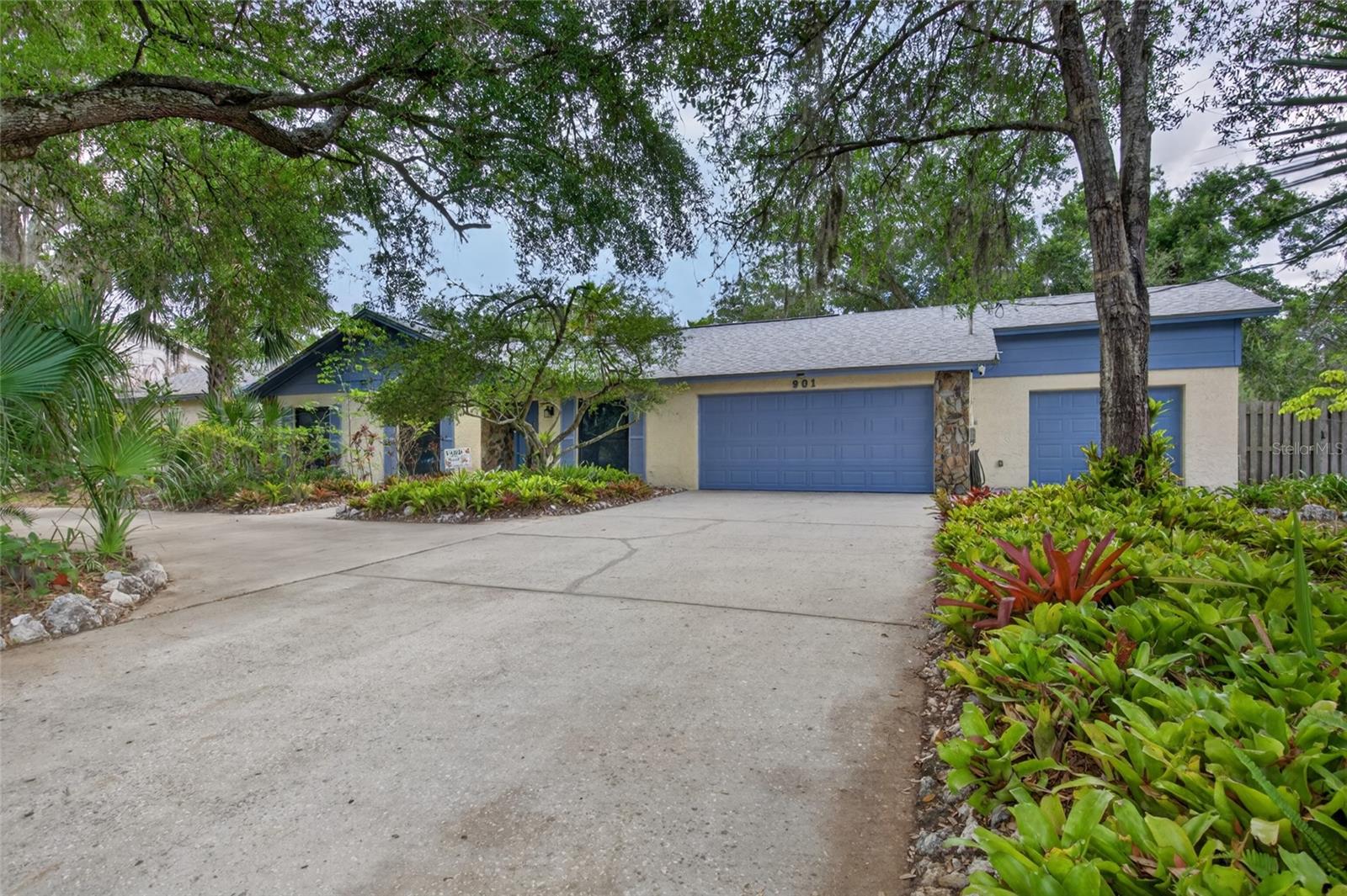 TEMPLE TERRACE RIVERSIDE SUBDI - Residential