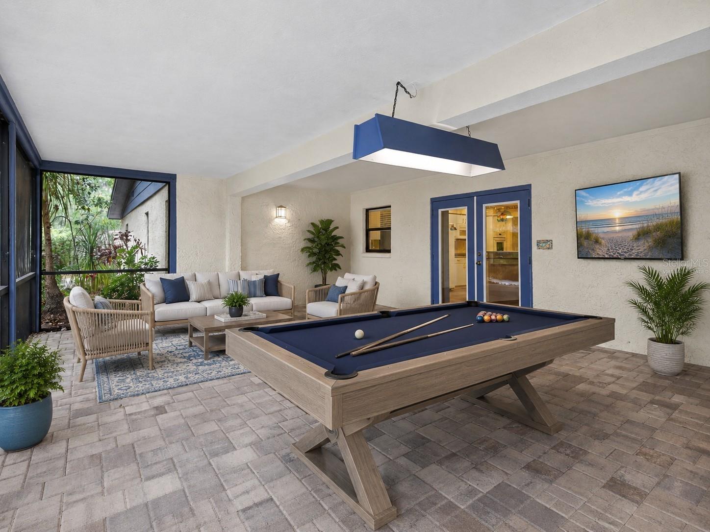 TEMPLE TERRACE RIVERSIDE SUBDI - Residential