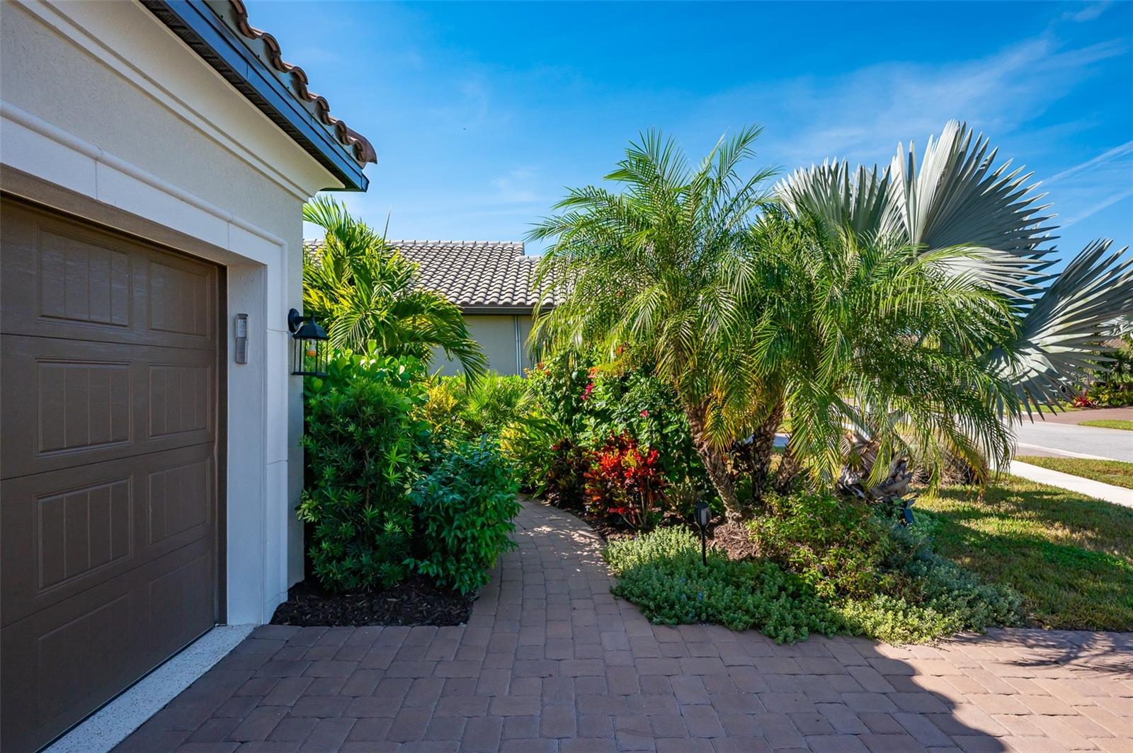 ESPLANADE ON PALMER RANCH - Residential