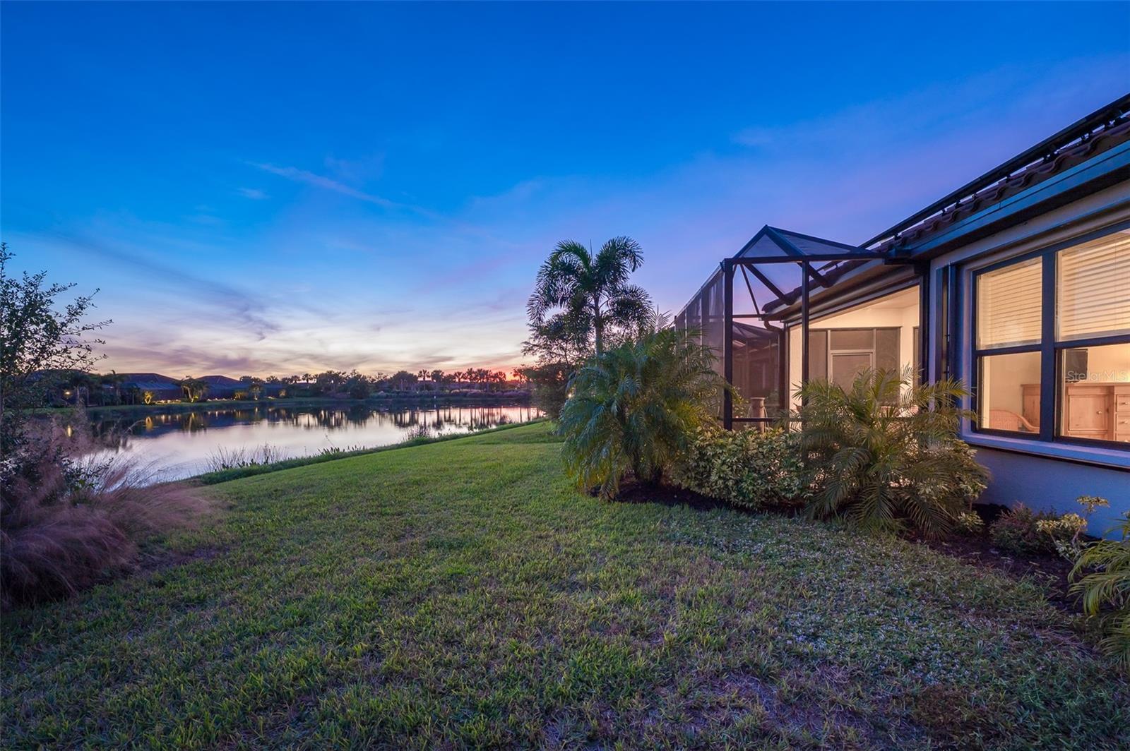 ESPLANADE ON PALMER RANCH - Residential