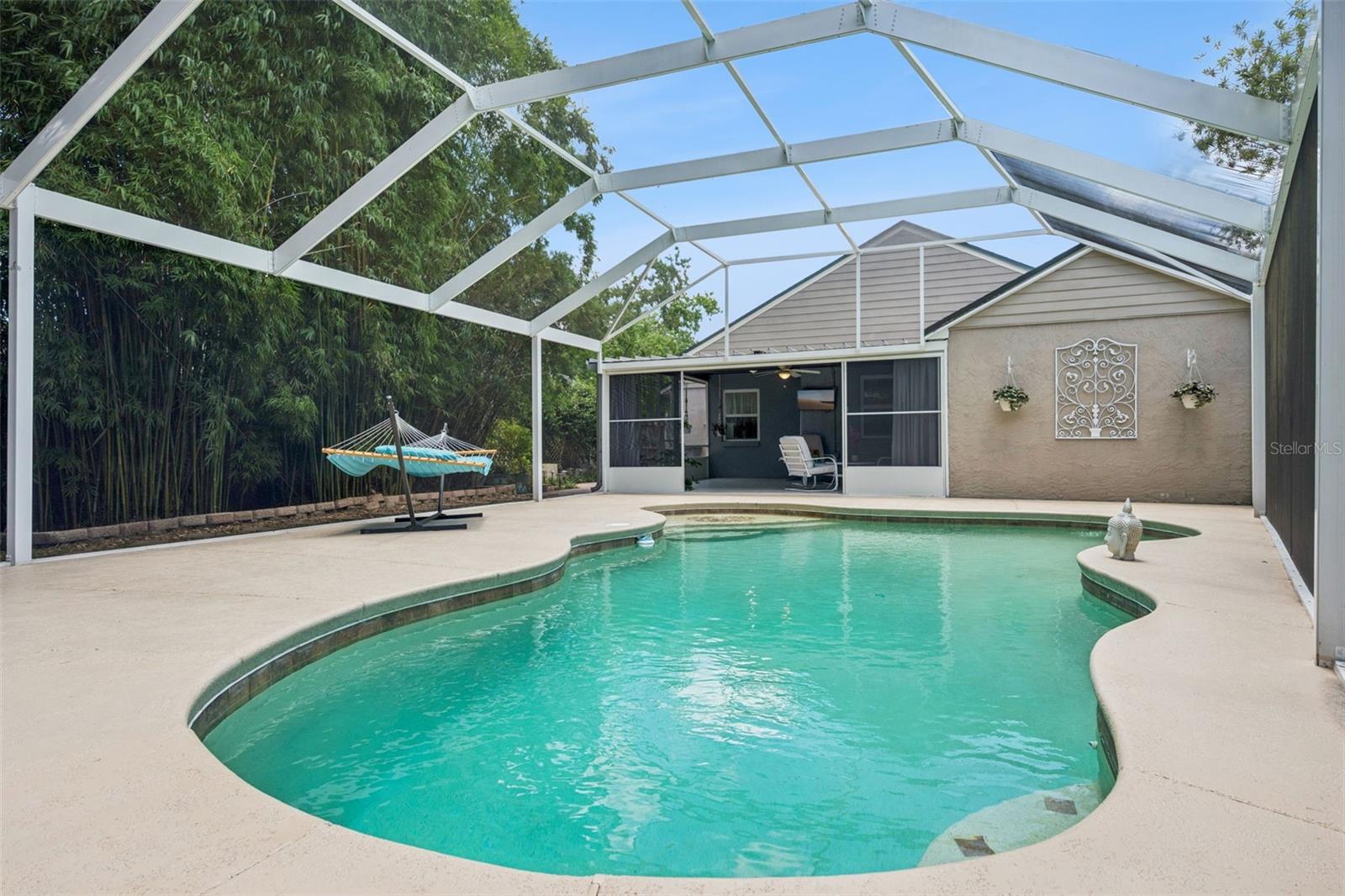RESERVE AT THE CROSSINGS PH 1 THE - Residential