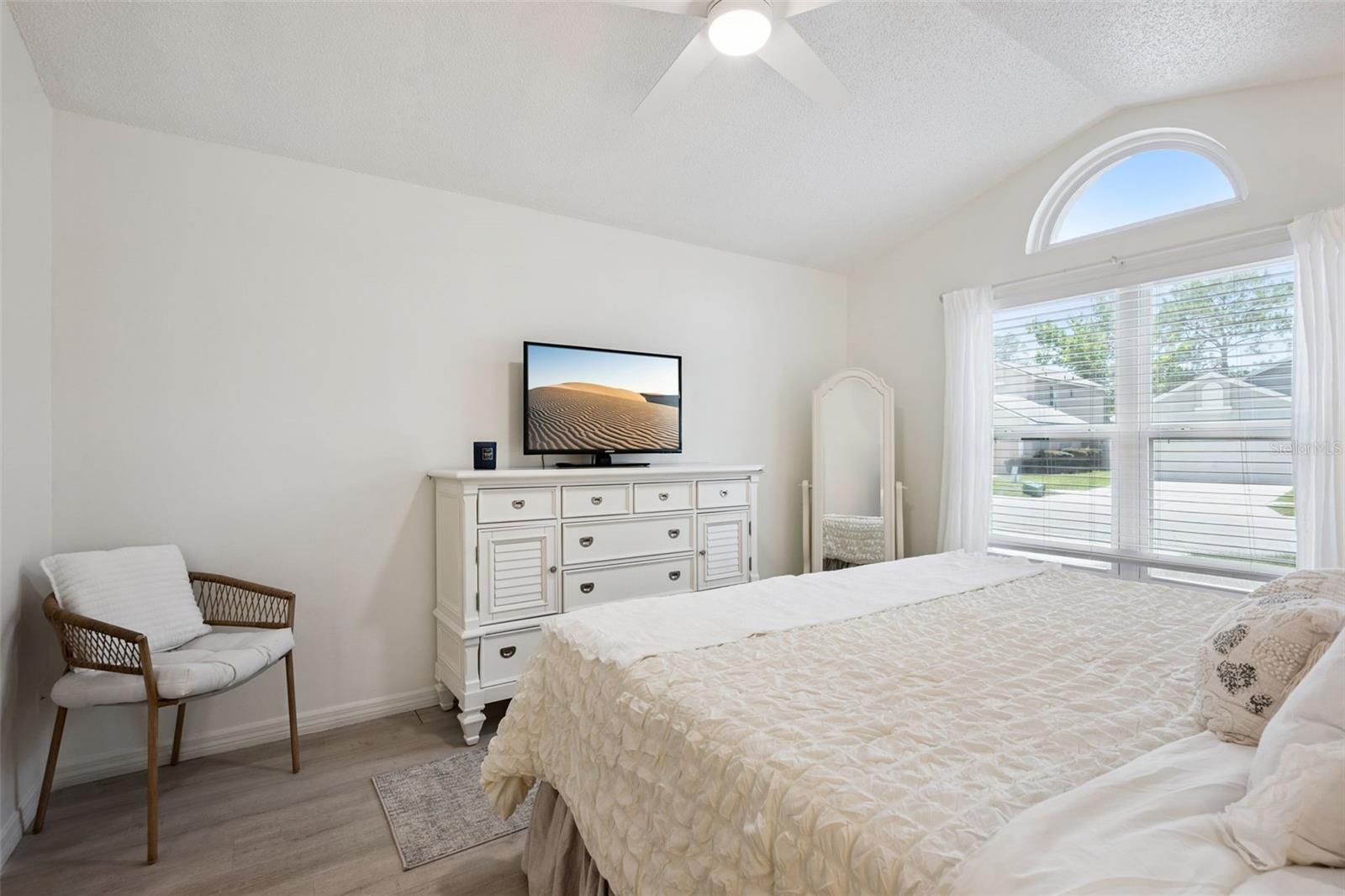 RESERVE AT THE CROSSINGS PH 1 THE - Residential
