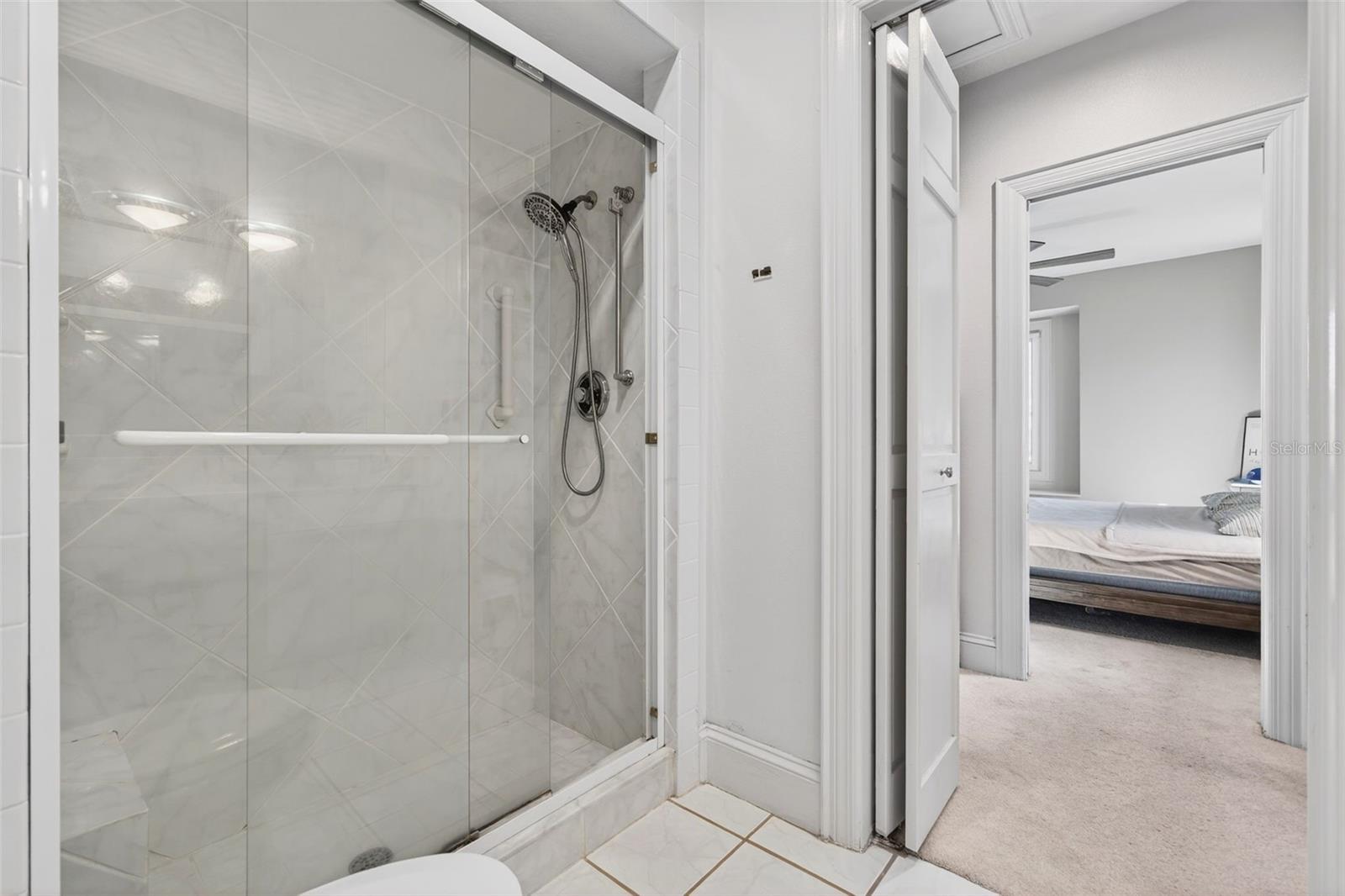 RIVERVIEW LANDINGS - Residential