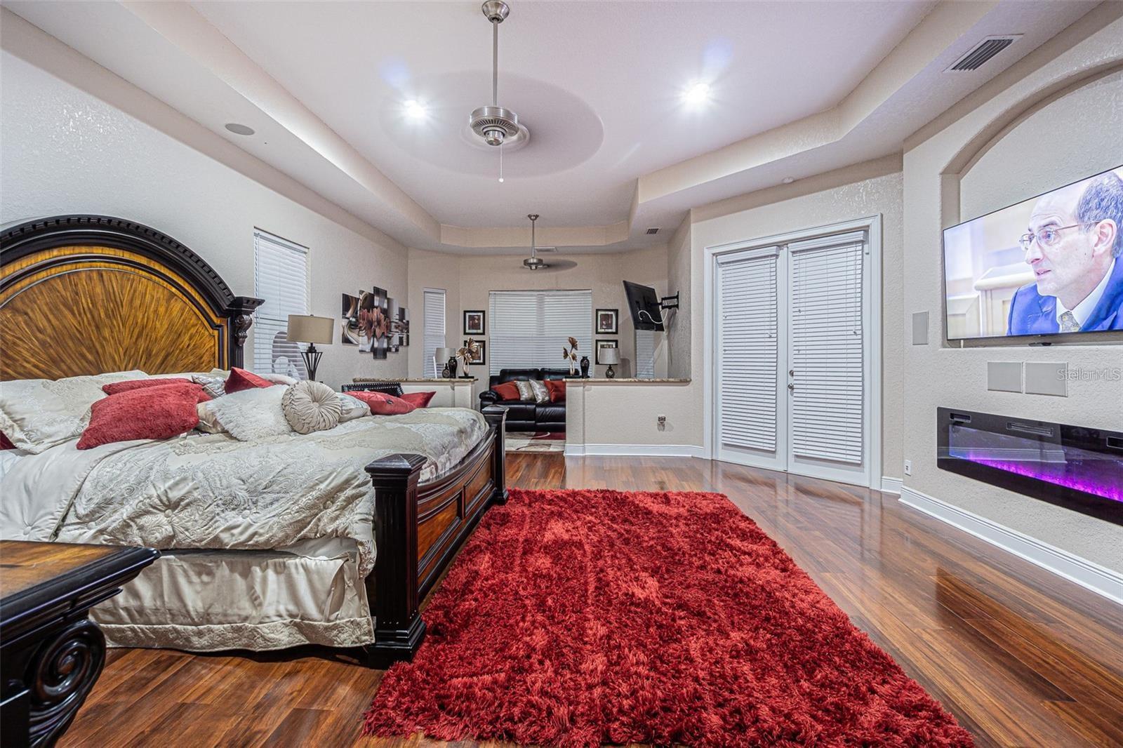 DOVER GROVES - Residential