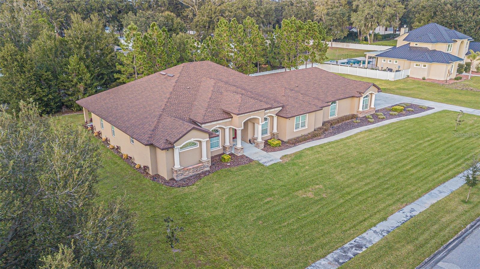 DOVER GROVES - Residential