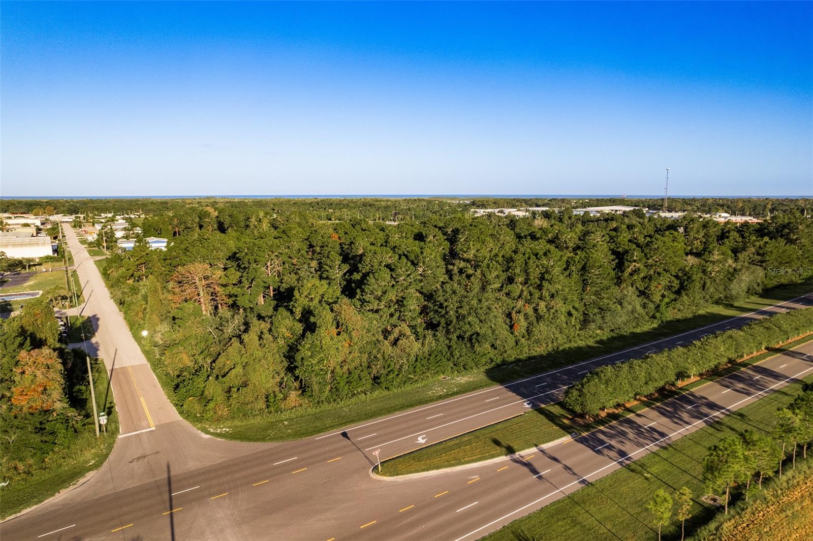 GULF COAST ACRES - Land