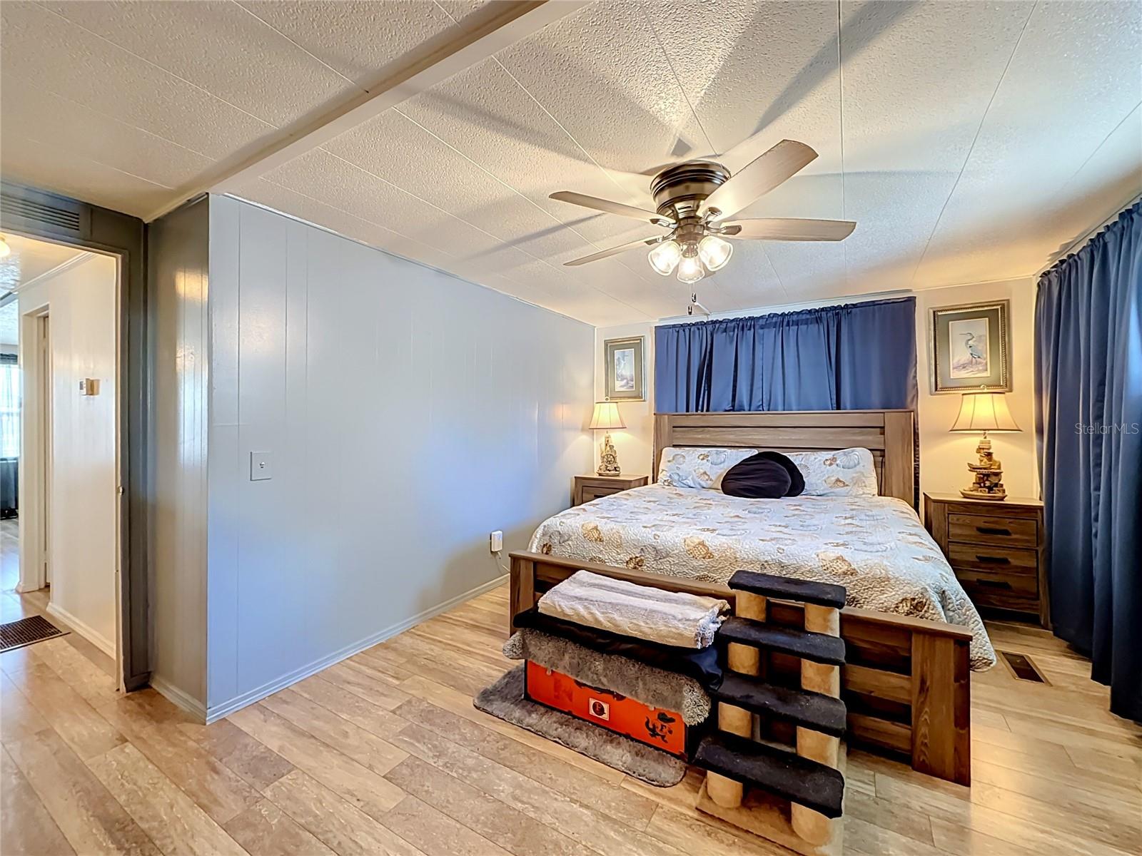 TAVARES LAKE FRANCES ESTATES - Residential