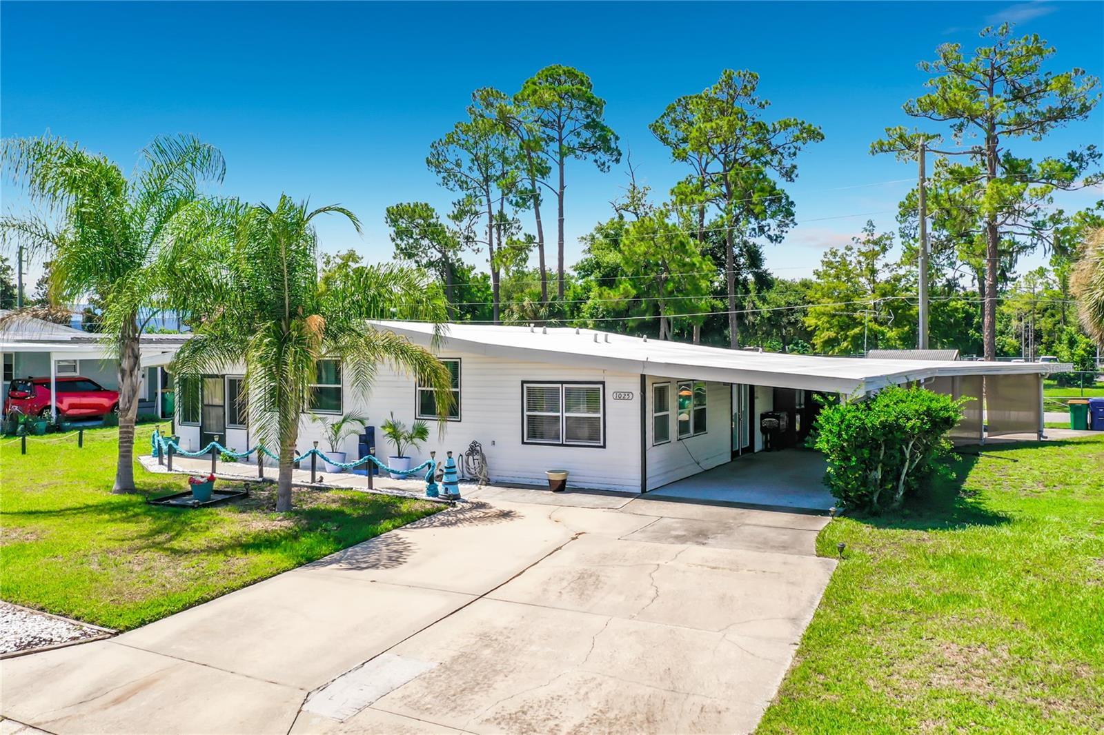 TAVARES LAKE FRANCES ESTATES - Residential