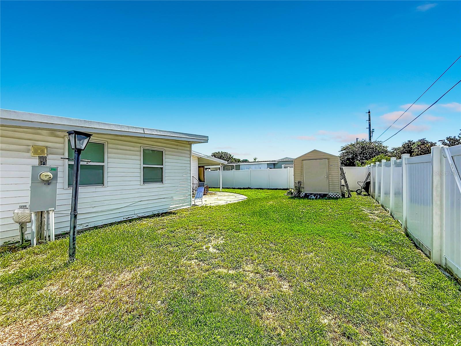 TAVARES LAKE FRANCES ESTATES - Residential