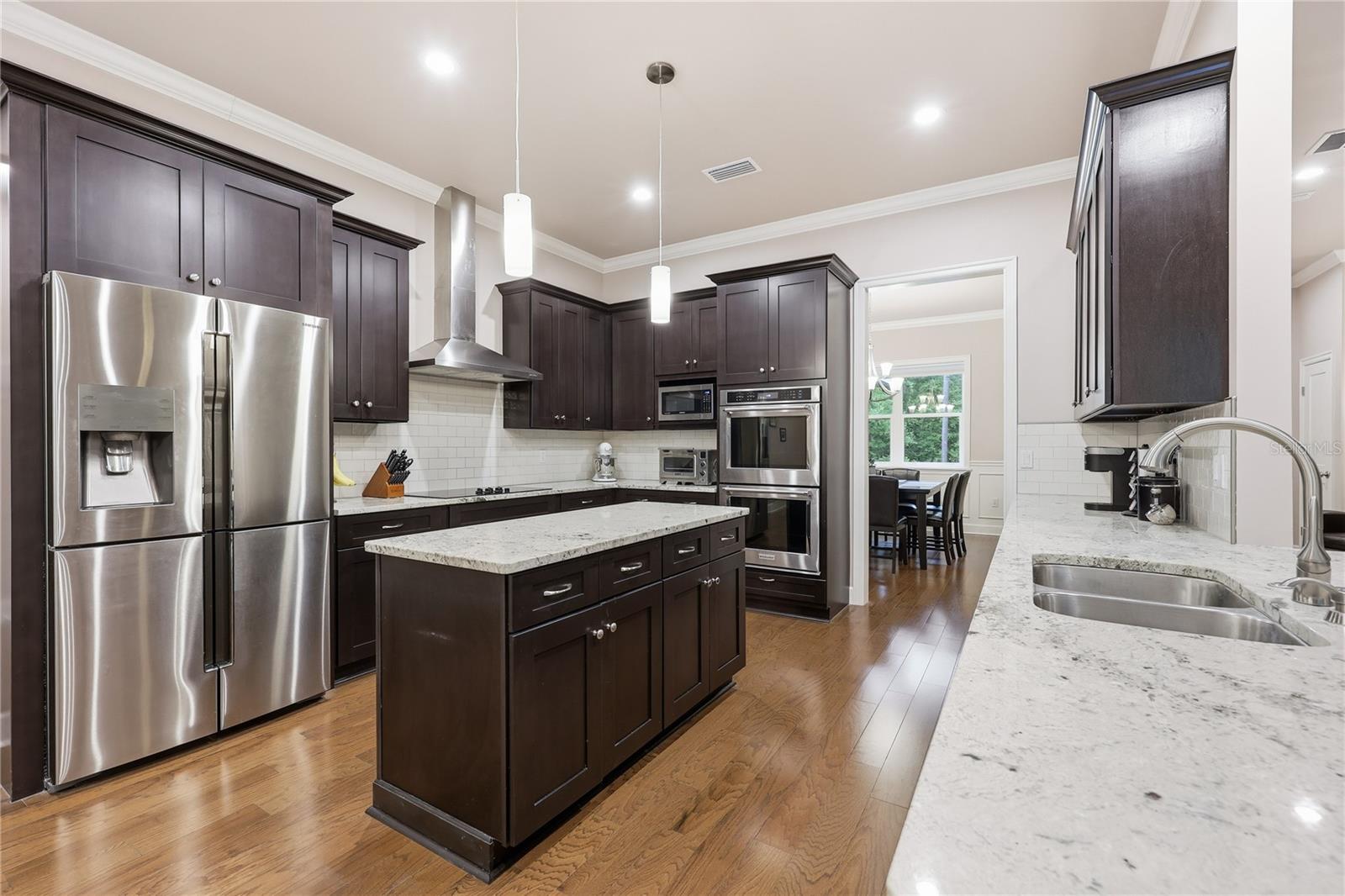 BARRINGTON PARK - Residential