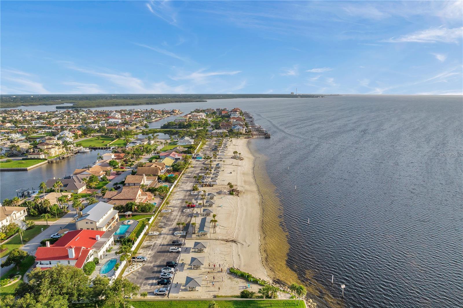 REGENCY PALMS CONDOS - Residential