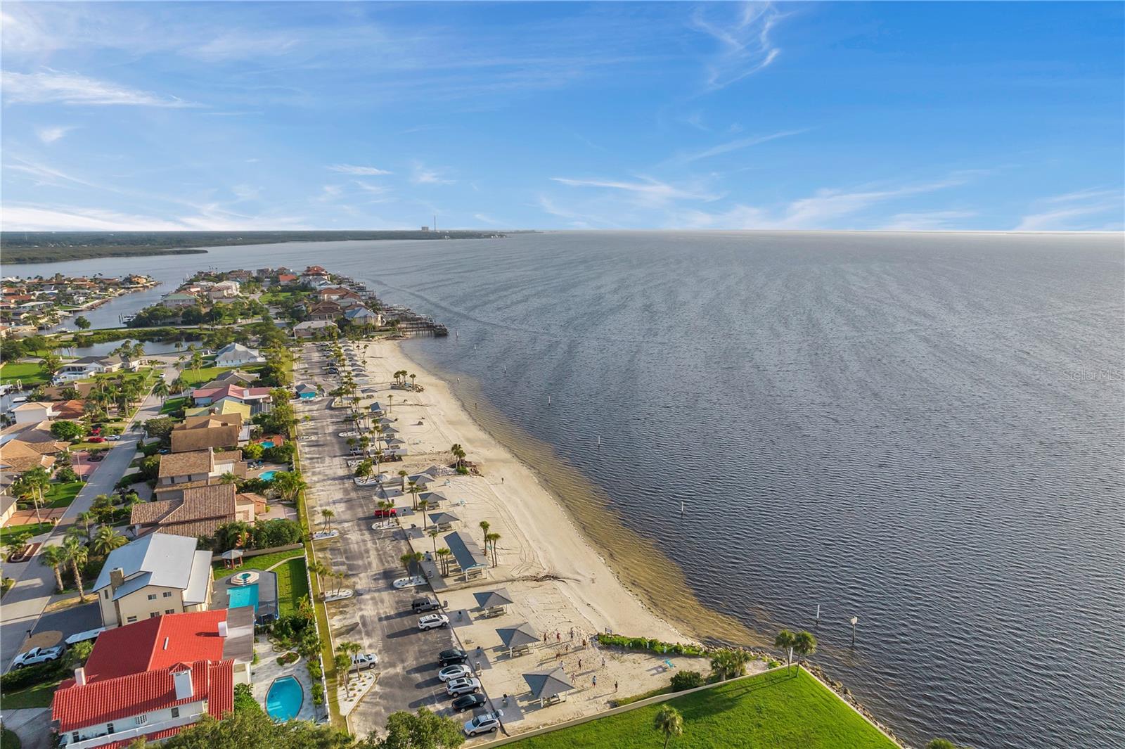 REGENCY PALMS CONDOS - Residential