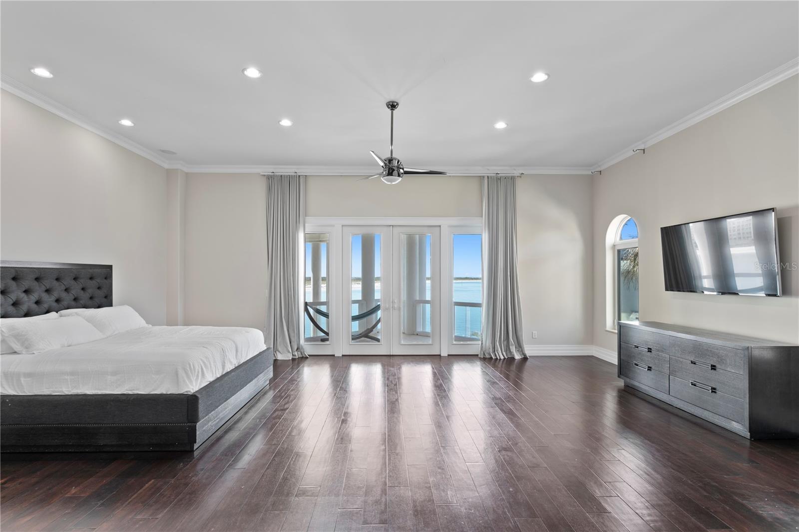 TIERRA VERDE UNIT 1 4TH REP TR B REP - Residential