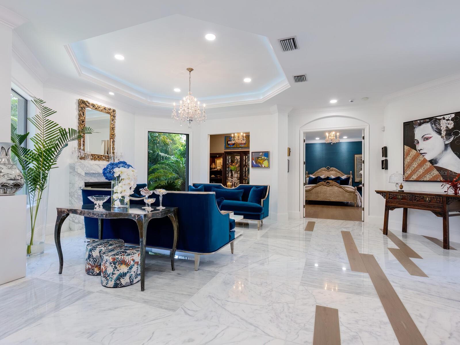 PARADISE SHORES - Residential