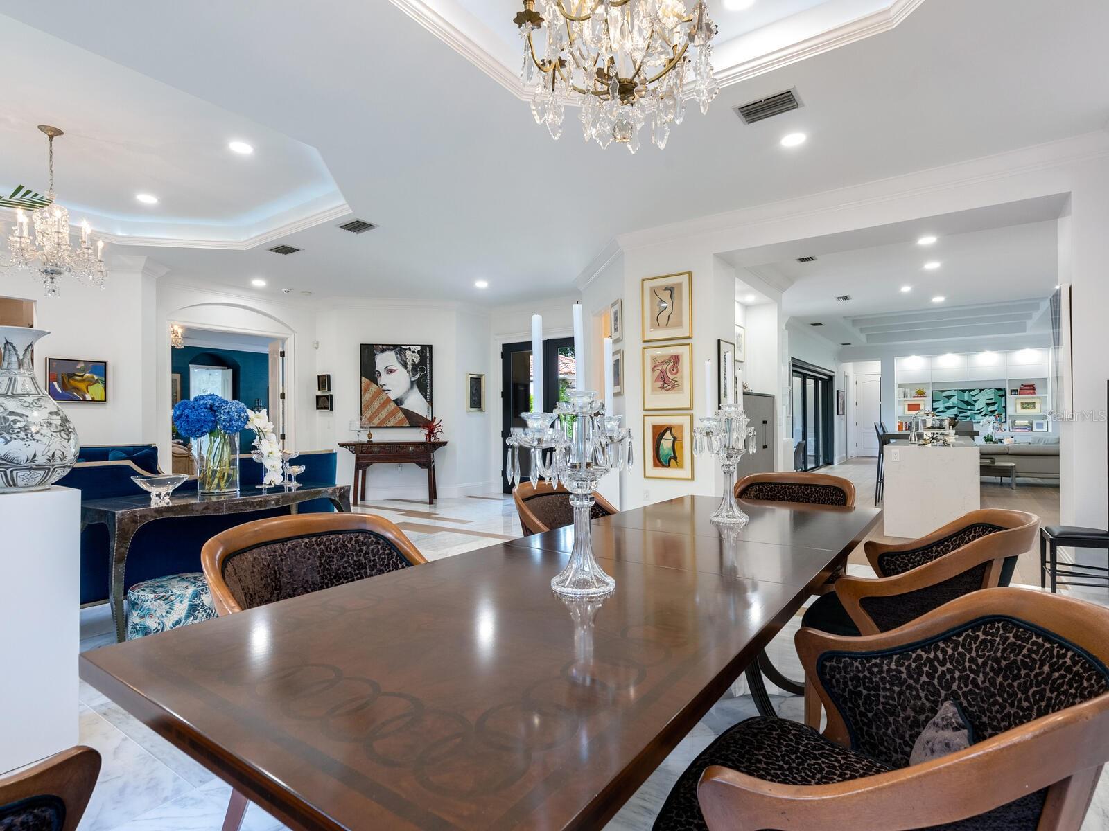 PARADISE SHORES - Residential