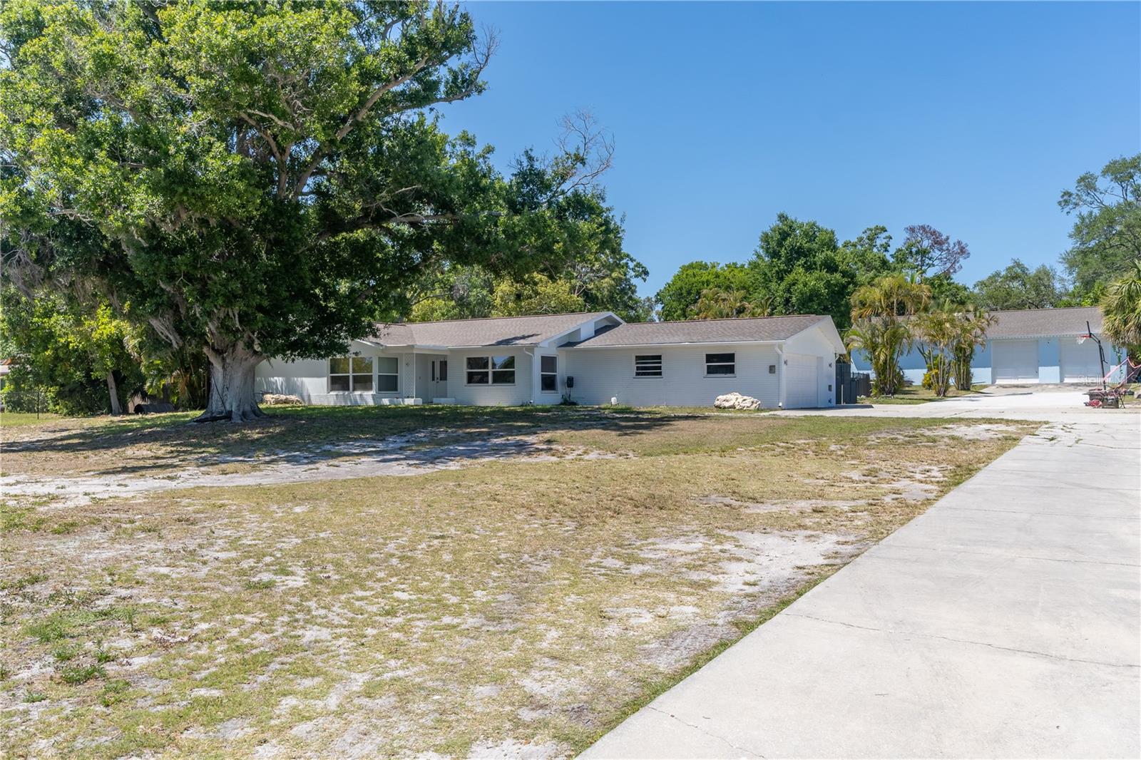 PINELLAS GROVES - Residential