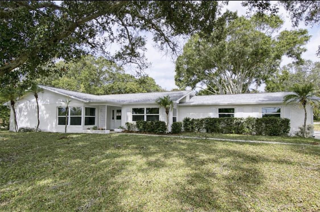 PINELLAS GROVES - Residential