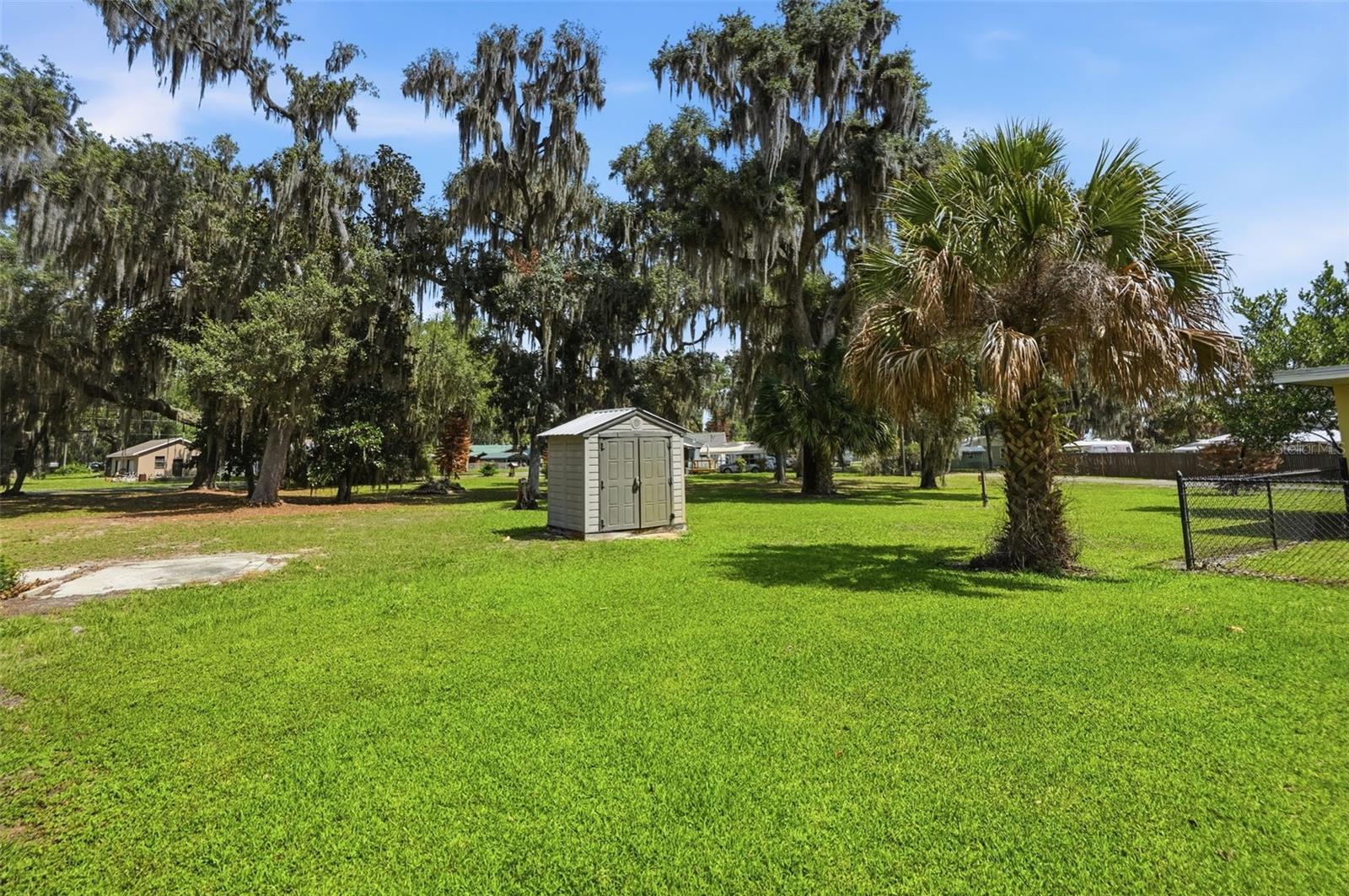 TRACYS POINT - Residential
