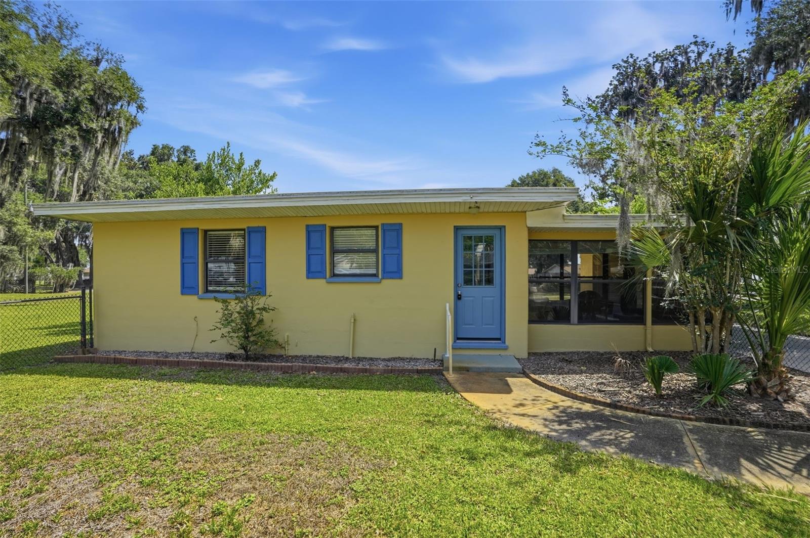TRACYS POINT - Residential