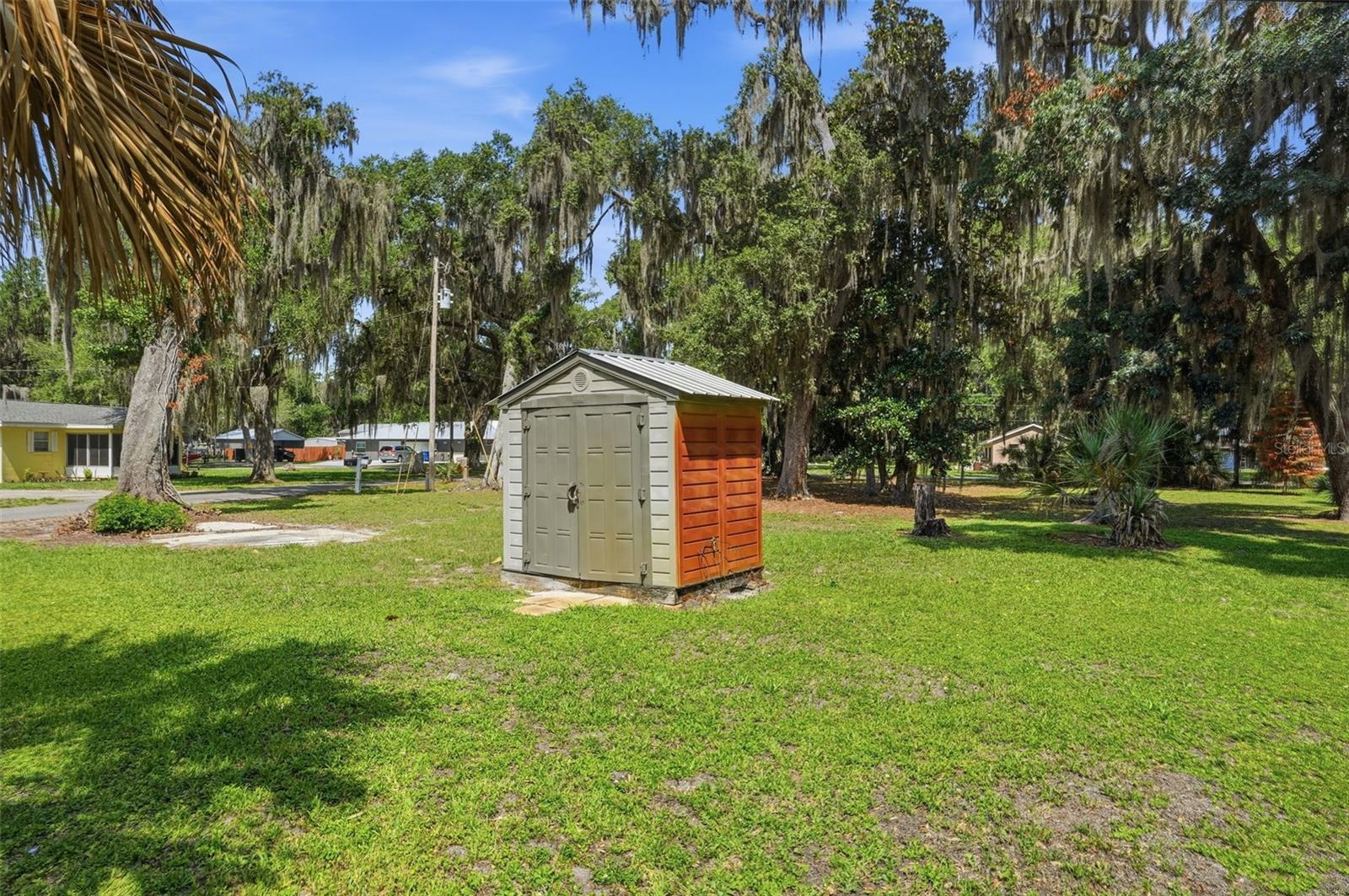TRACYS POINT - Residential