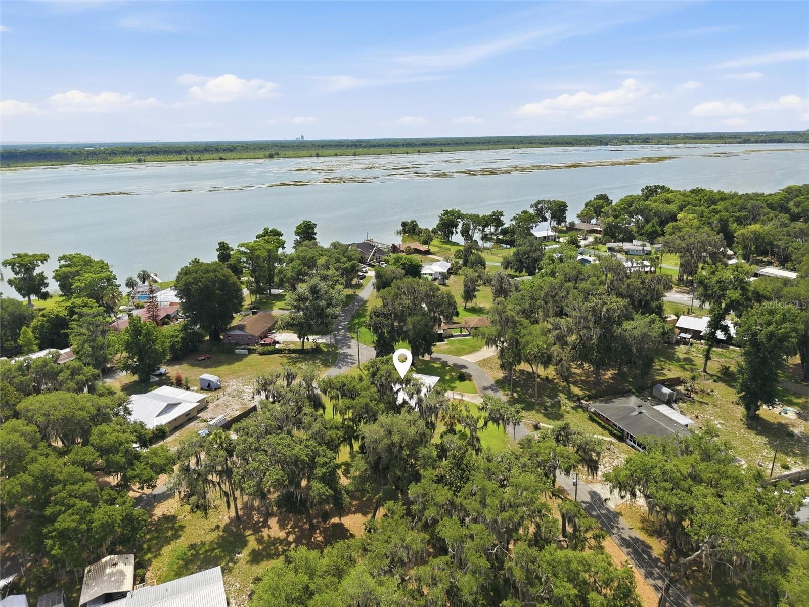 TRACYS POINT - Residential