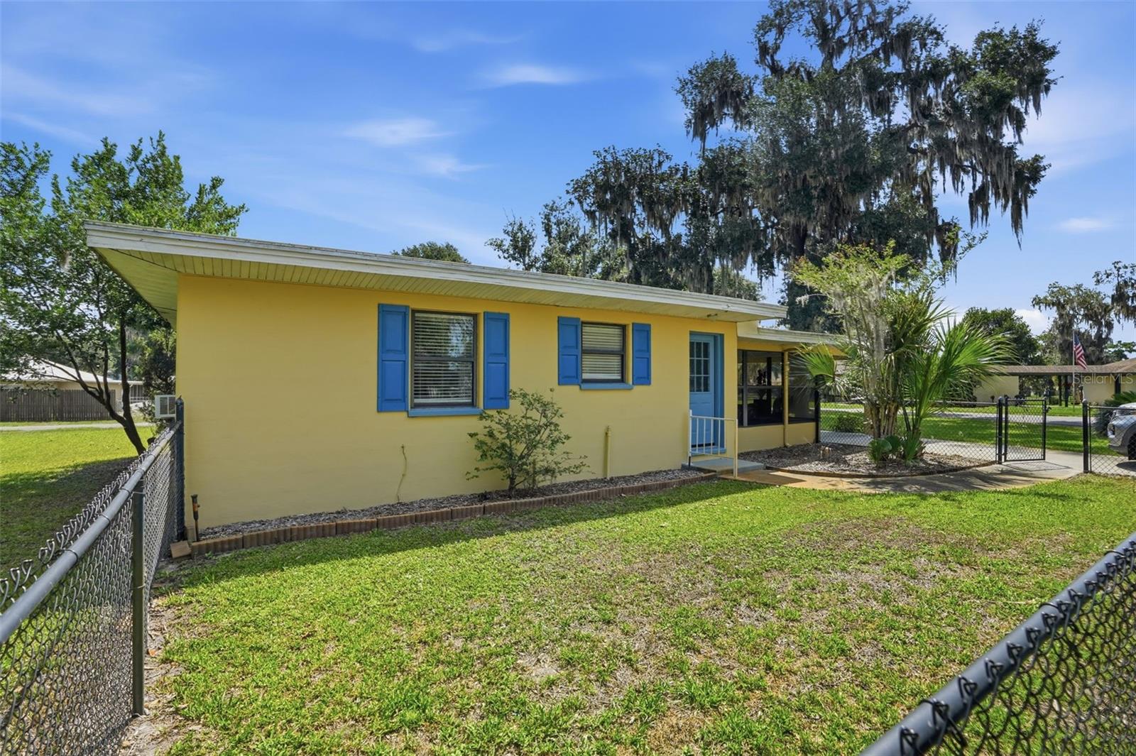 TRACYS POINT - Residential