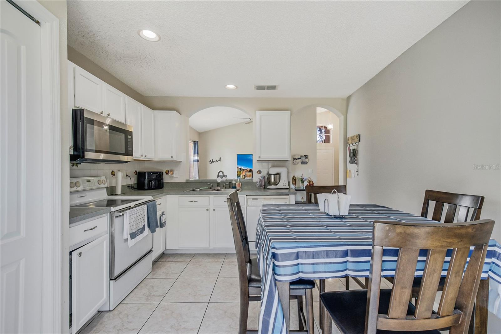 LAKEVIEW VILLAGE PH 2 - Residential