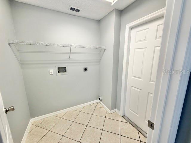 DELTONA LAKES UNIT 17 - Residential Lease
