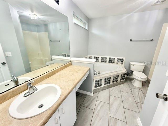 DELTONA LAKES UNIT 17 - Residential Lease