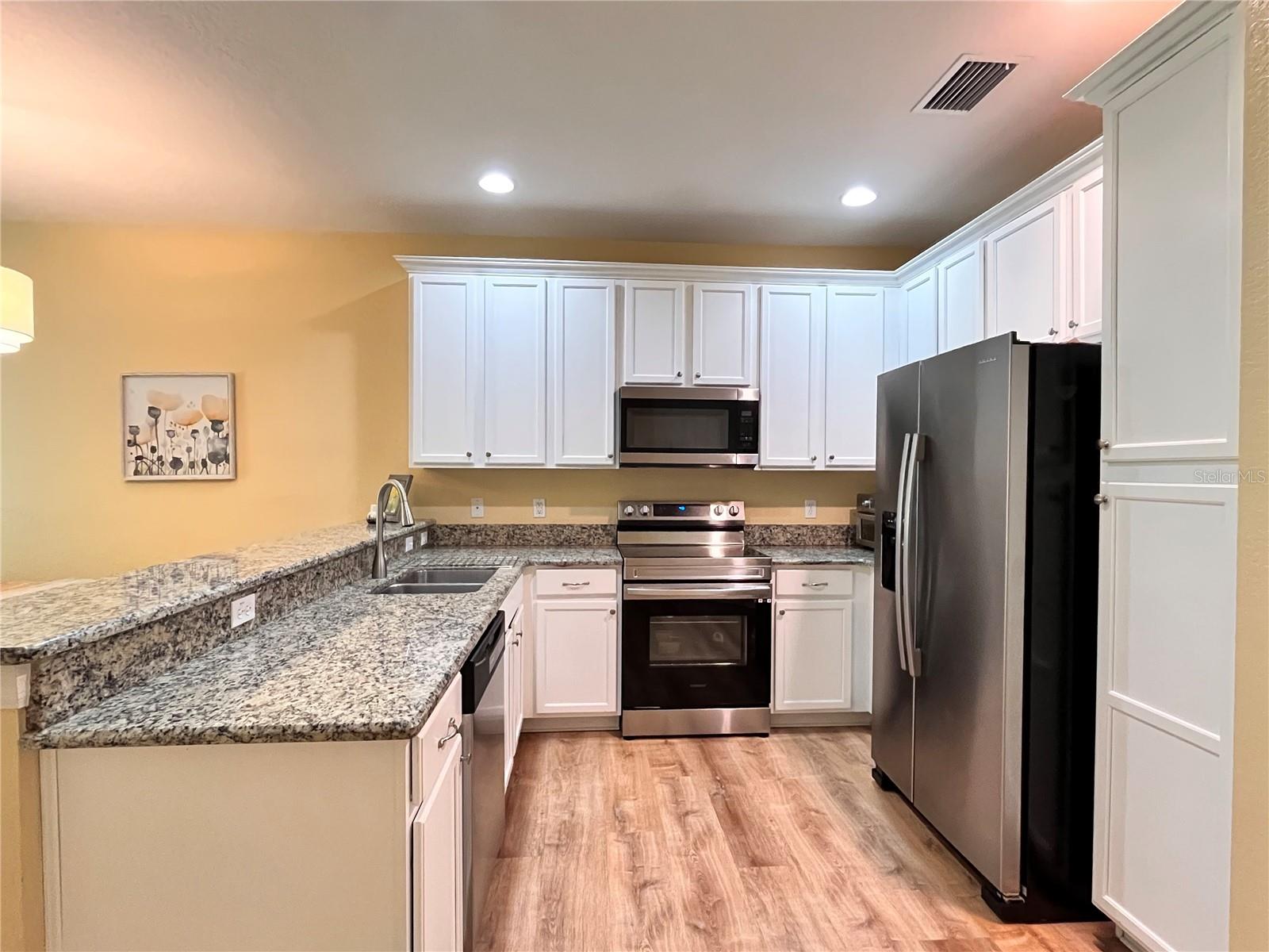ISLES OF OVIEDO - Residential Lease