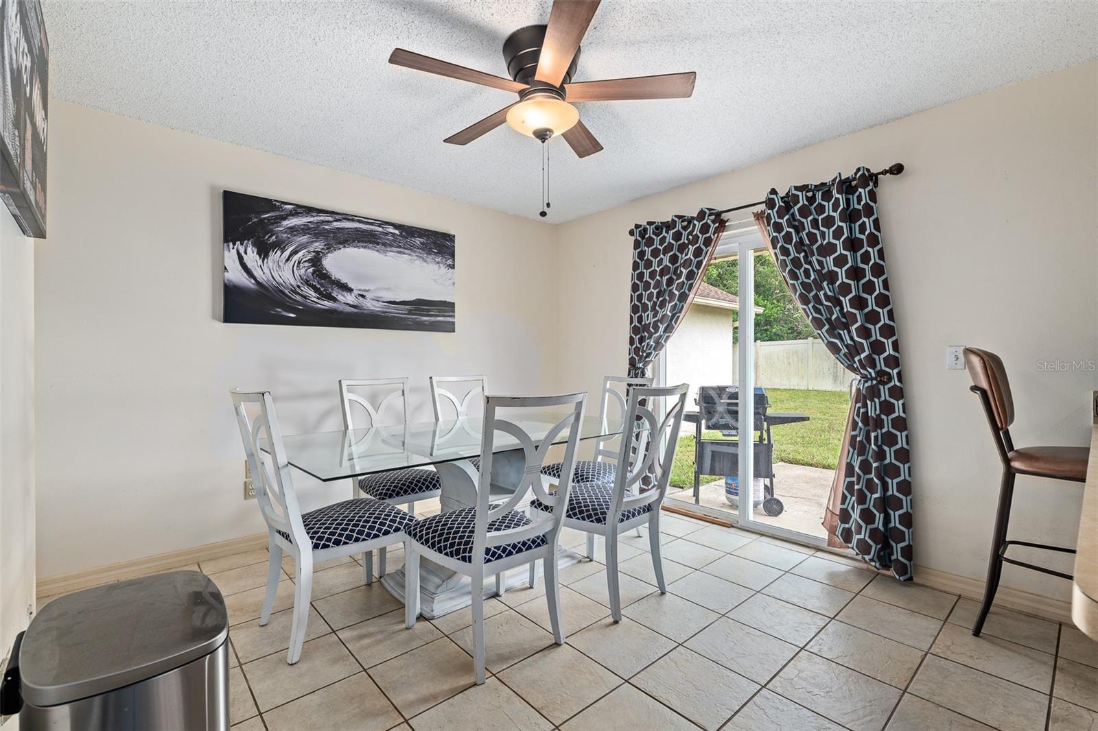WILLOW RUN UNIT NO 2 - Residential