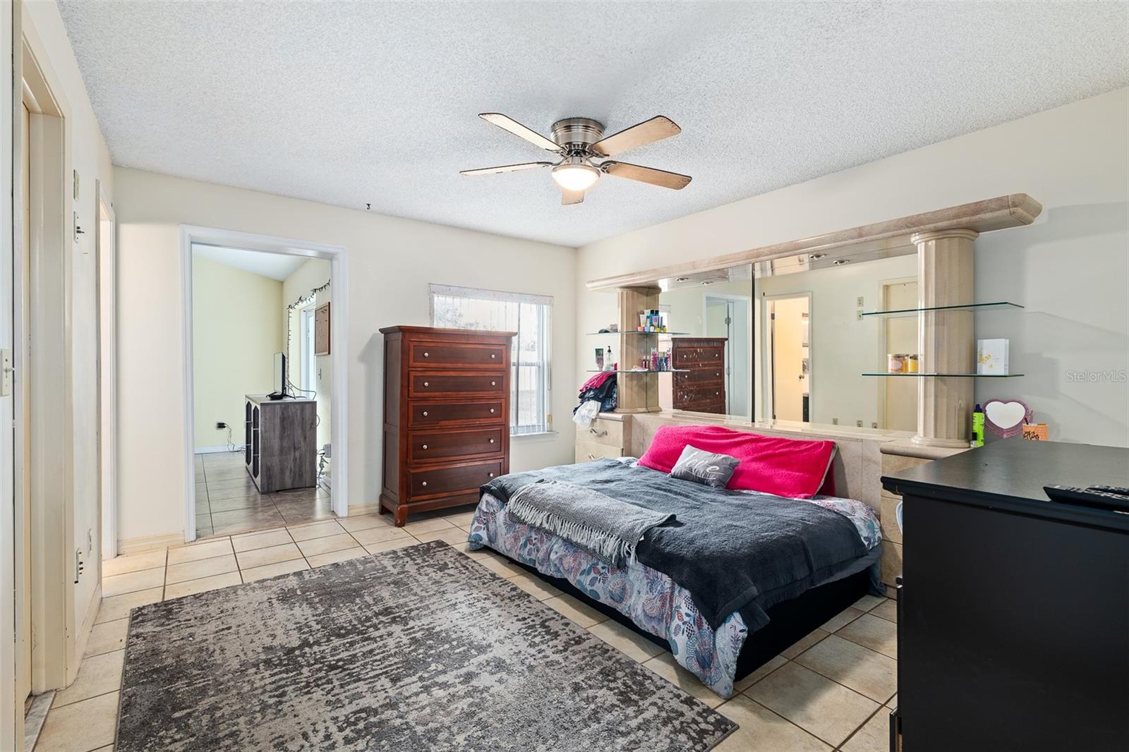 WILLOW RUN UNIT NO 2 - Residential