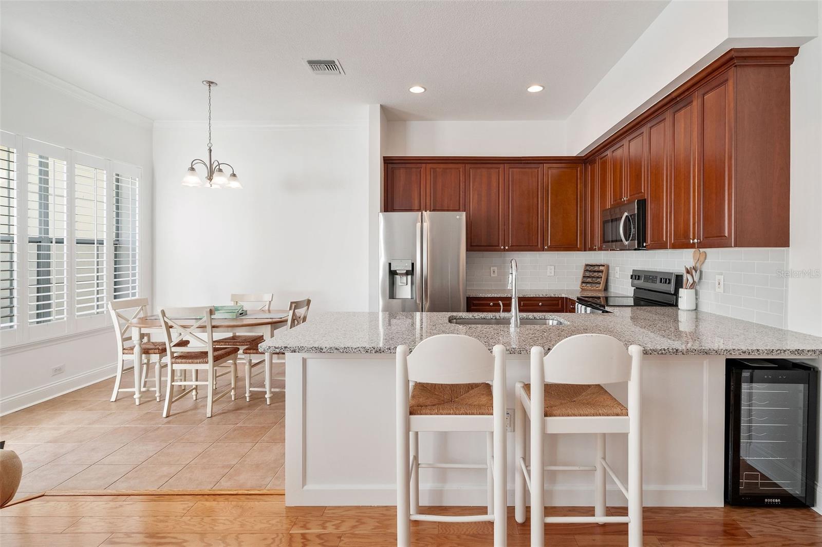 SPRING PARK TOWNHOMES OF SOUTH VILLAGE - Residential