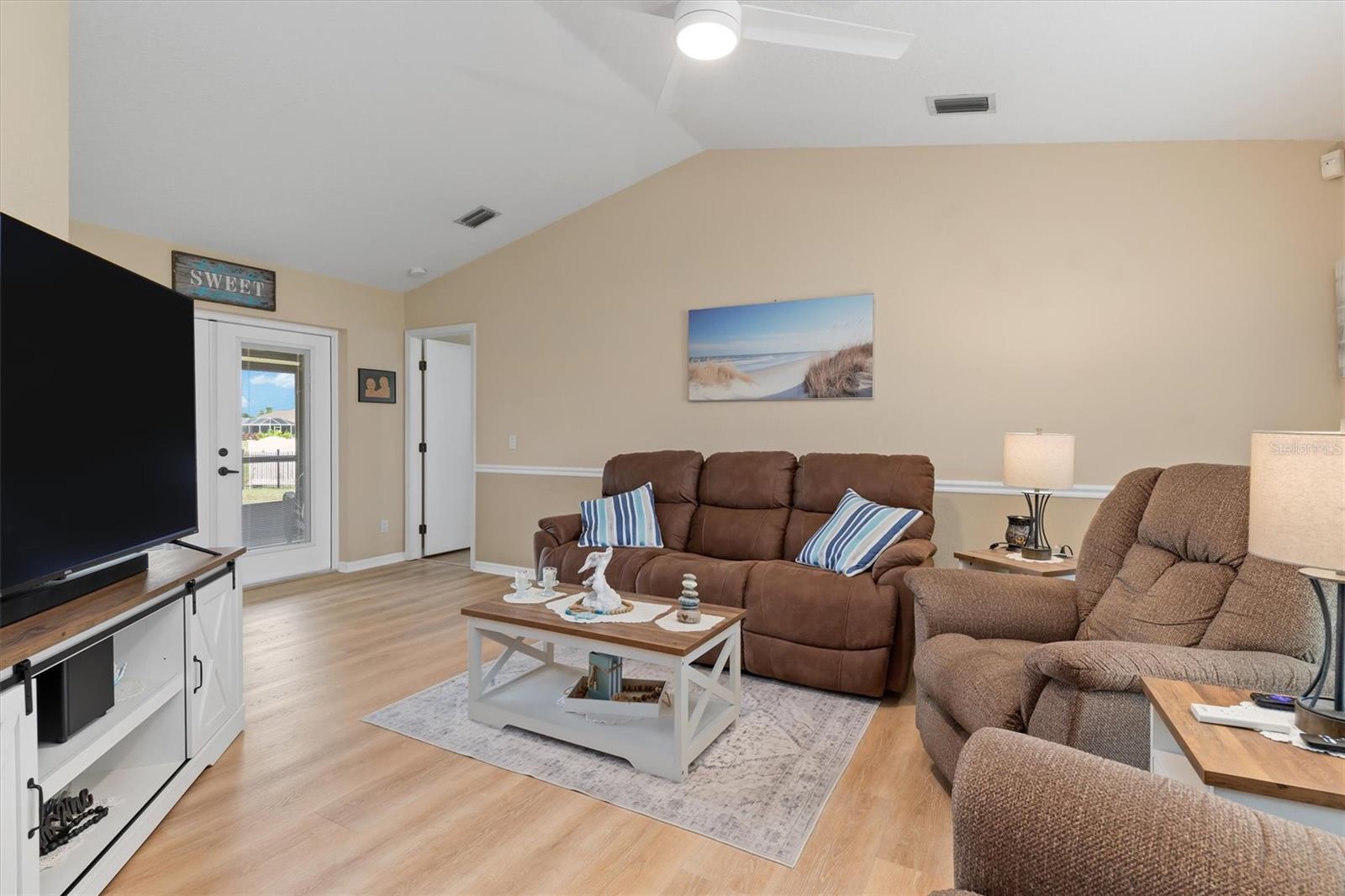 PUNTA GORDA ISLES SEC 20 - Residential