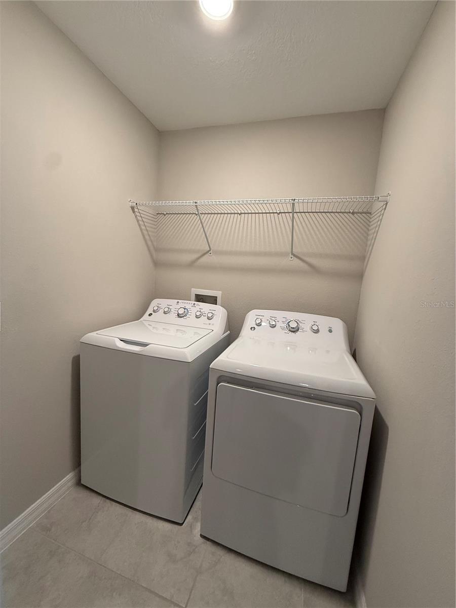 VENTANA TWNHMS AT WATERS EDGE - Residential Lease