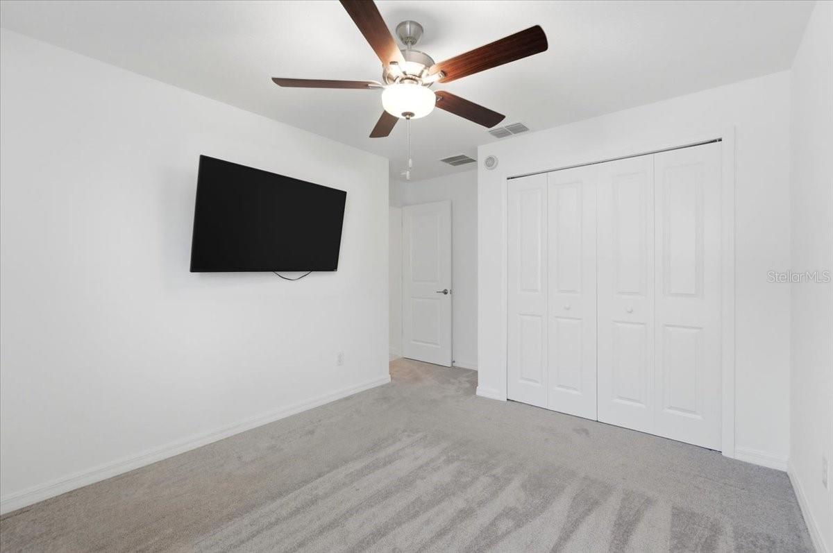 TWO RIVERS PH A PRCL AL - Residential Lease