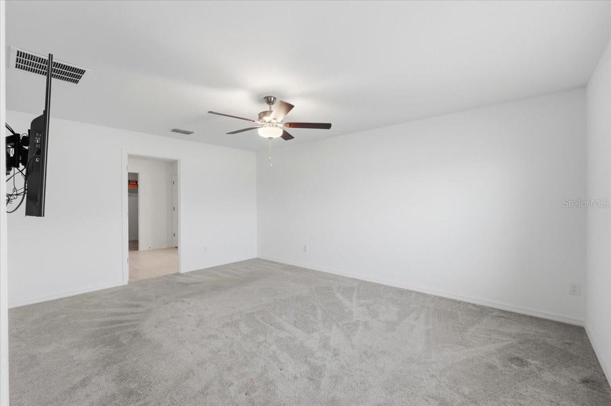 TWO RIVERS PH A PRCL AL - Residential Lease