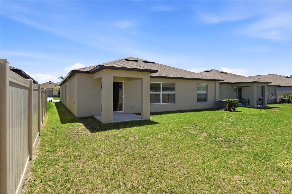 TWO RIVERS PH A PRCL AL - Residential Lease