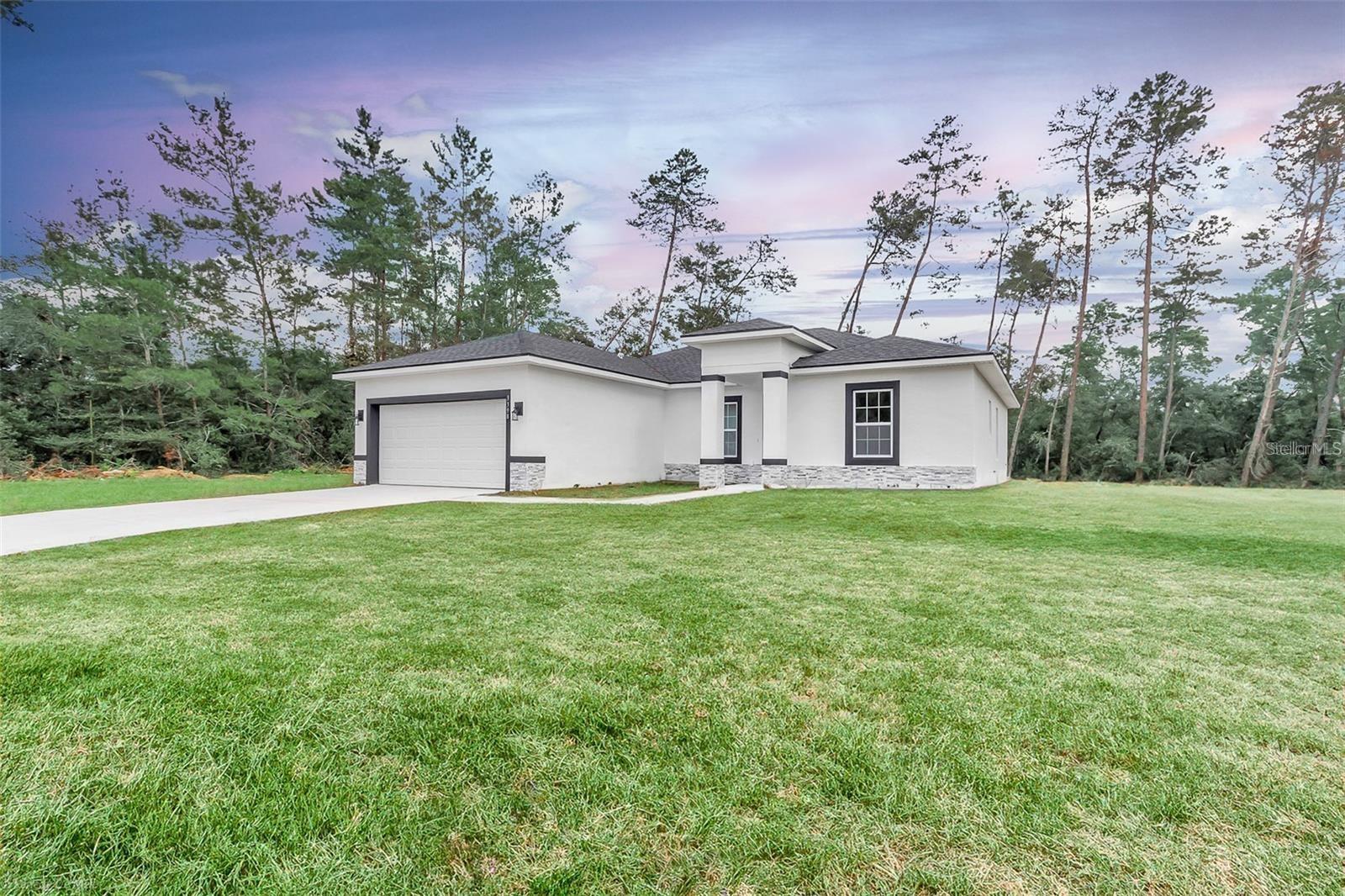 MARION OAKS UN 04 - Residential Lease