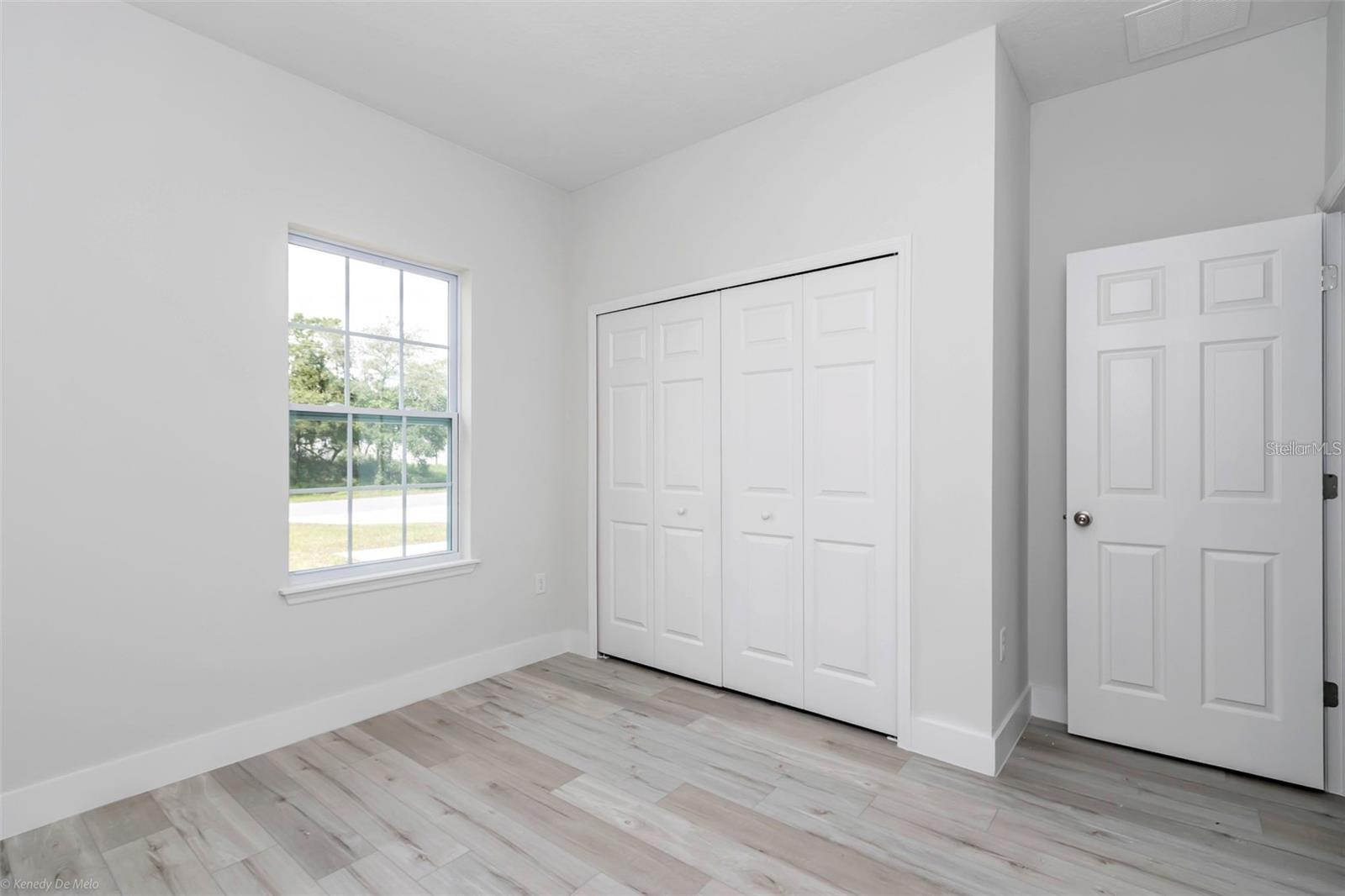 MARION OAKS UN 04 - Residential Lease