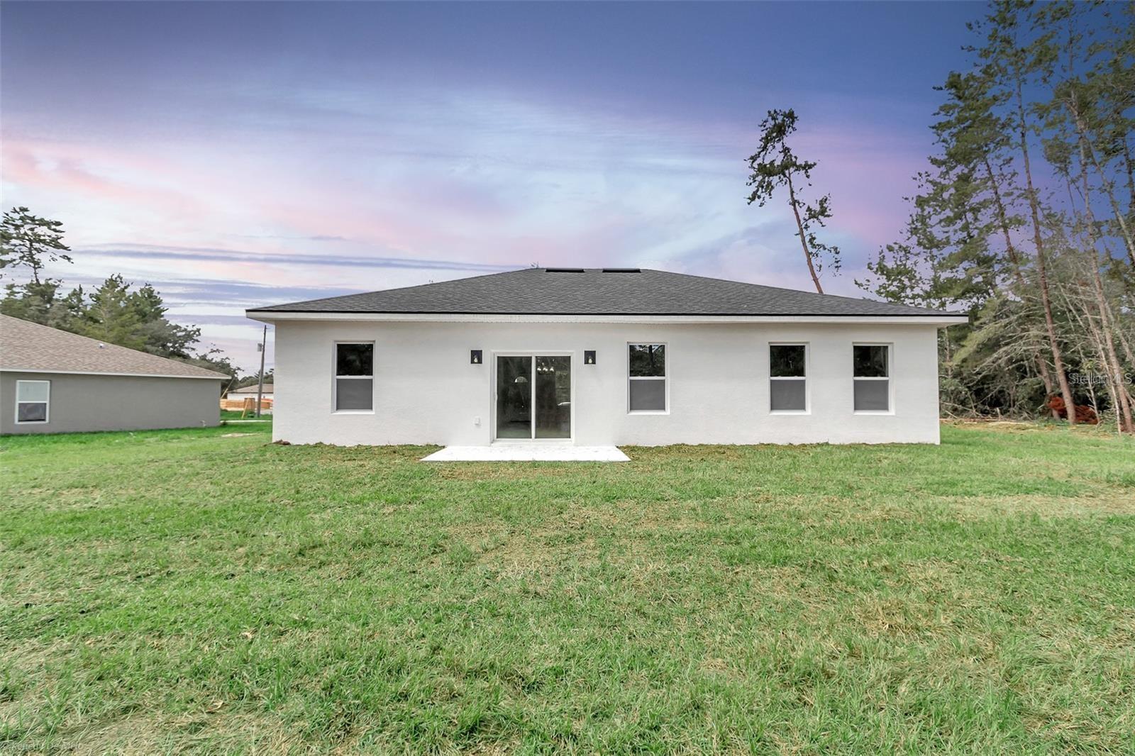 MARION OAKS UN 04 - Residential Lease