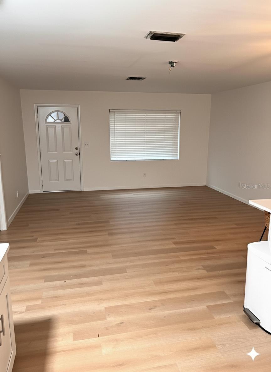 SHORE ACRES SEC 1 TWIN LAKES ADD - Residential Lease