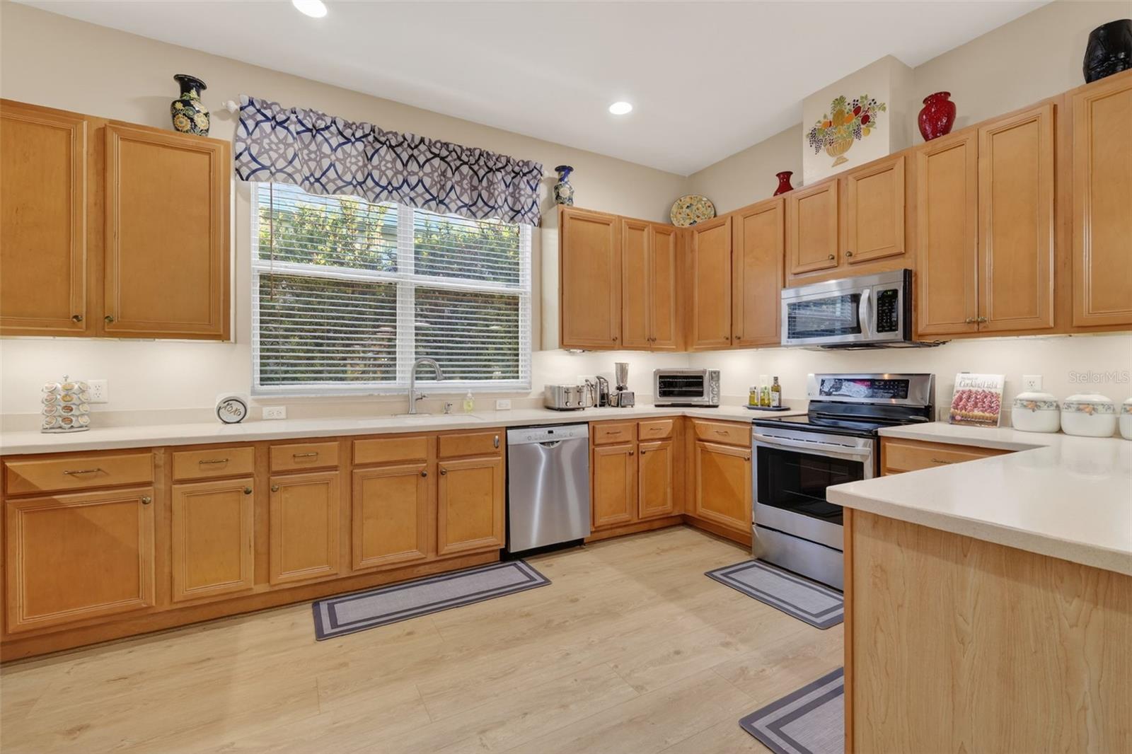 PLANTATION AT LEESBURG ASHLAND VILLAGE - Residential