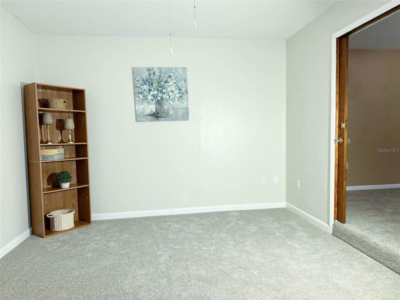 LAKE BREEZE ESTATES - Residential