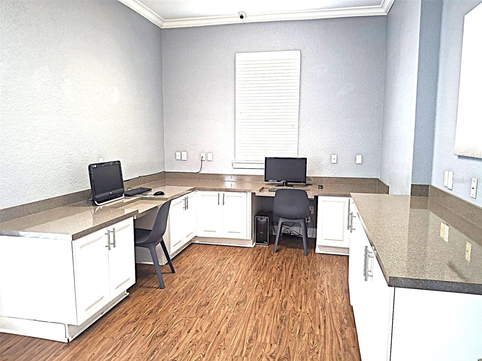 THE PRESERVE AT TEMPLE TERRACE - Residential