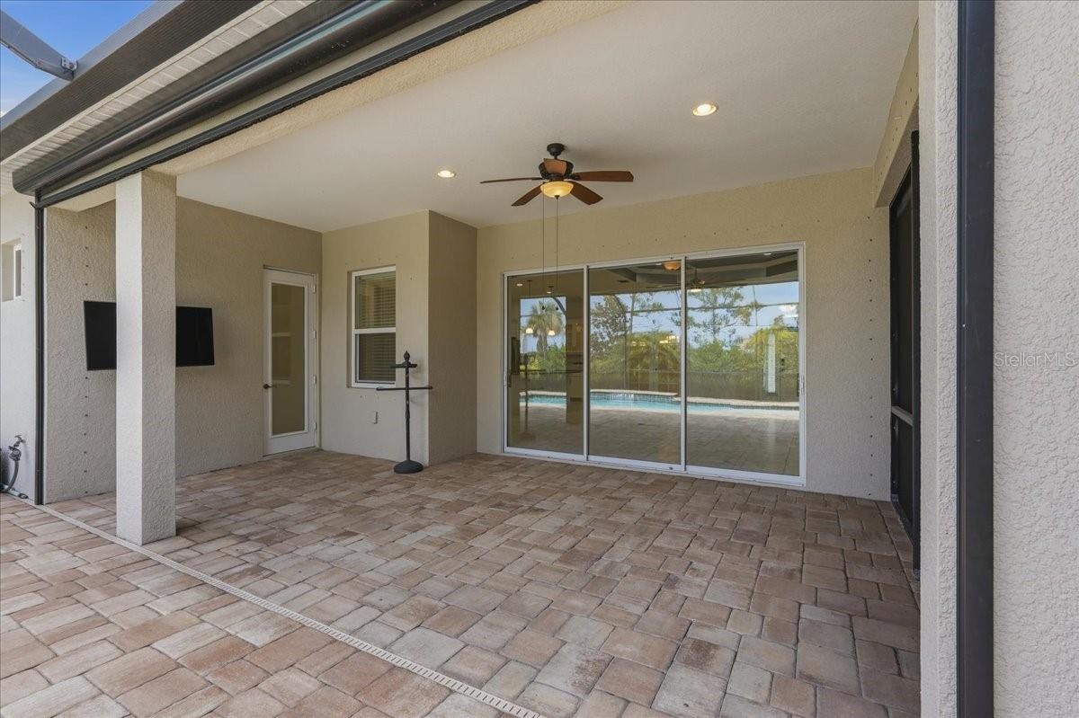 WOODLAND TRACE - Residential