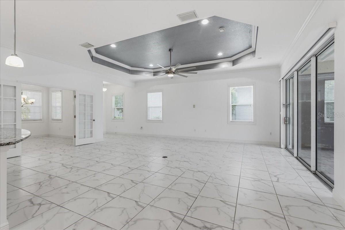 WOODLAND TRACE - Residential