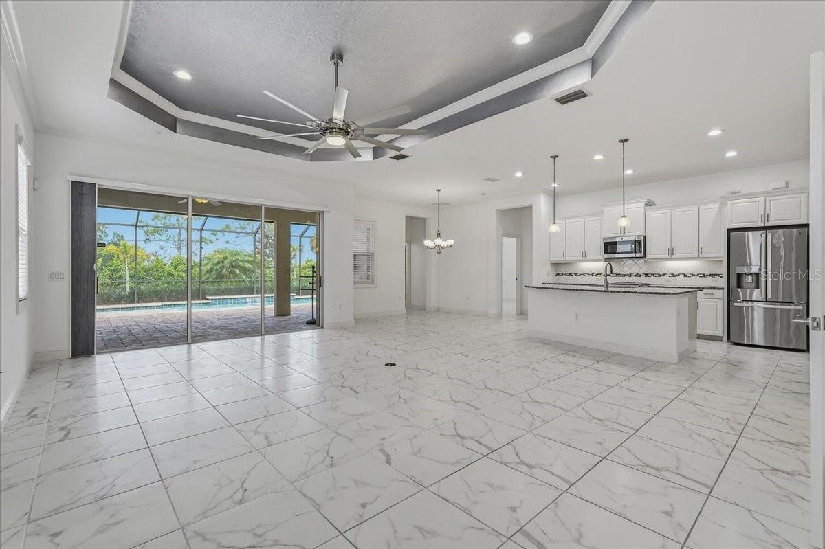 WOODLAND TRACE - Residential