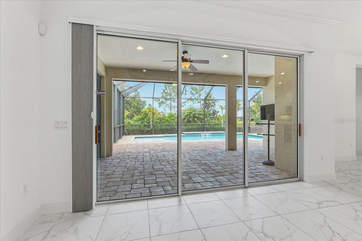 WOODLAND TRACE - Residential